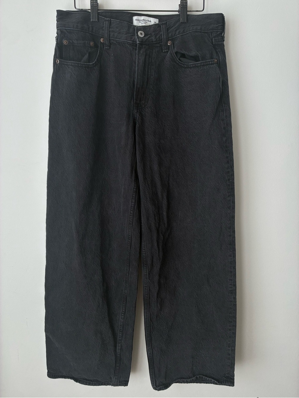 Abercrombie & Fitch Low Rise Ultra Loose Women’s Jeans
